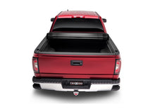 Load image into Gallery viewer, Truxedo 14-18 GMC Sierra &amp; Chevrolet Silverado 1500 5ft 8in Sentry CT Bed Cover