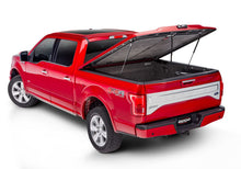 Load image into Gallery viewer, UnderCover 17-18 Ford F-150 5.5ft Elite LX Bed Cover - White Gold Effect