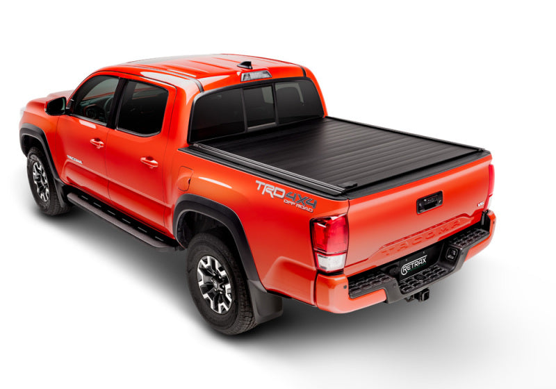 Retrax 2022 Tundra Regular & Double Cab 6.5in Bed w/Deck Rail System ProMX Retractable Tonneau Cover