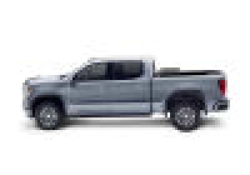 UnderCover 16-21 Toyota Tacoma Double Cab 5ft Triad Bed Cover