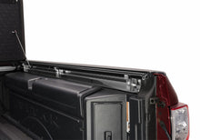 Load image into Gallery viewer, UnderCover 16-20 Nissan Titan 5.5ft Flex Bed Cover