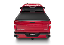 Load image into Gallery viewer, Truxedo 19-20 GMC Sierra &amp; Chevrolet Silverado 1500 (New Body) 8ft Sentry CT Bed Cover