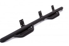 Load image into Gallery viewer, Lund 15-17 Chevy Colorado Ext. Cab Terrain HX Step Nerf Bars - Black