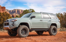 Load image into Gallery viewer, PAKRAX 10-CURRENT 4RUNNER BOLT ON SLIDERS