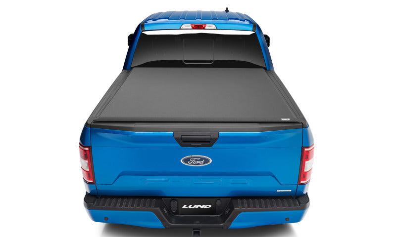 Lund 04-17 Nissan Titan (5.5ft. Bed w/Titan Box) Genesis Elite Roll Up Tonneau Cover - Black