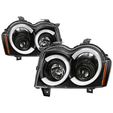 Load image into Gallery viewer, Spyder 05-07 Jeep Grand Cherokee - Light Bar Projector Headlights - Black - PRO-YD-JGC05V2-LB-BK