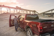 Load image into Gallery viewer, Roll-N-Lock 14-18 Chevy Silverado/Sierra 1500 XSB 68in A-Series Retractable Tonneau Cover