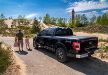 Load image into Gallery viewer, Roll-N-Lock 05-15 Toyota Tacoma Double Cab SB 59-1/2in M-Series Retractable Tonneau Cover