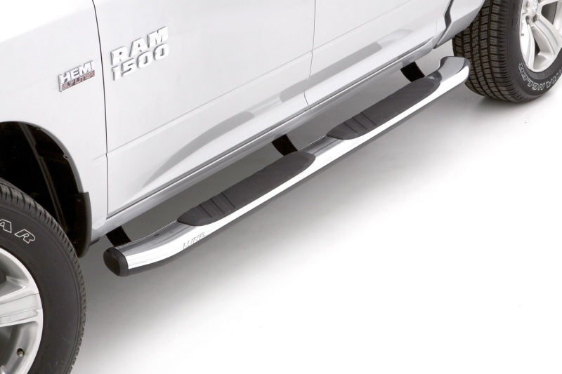 Lund 09-15 Dodge Ram 1500 Crew Cab (Built Before 7/1/15) 5in. Oval Bent Nerf Bars - Chrome