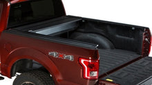 Load image into Gallery viewer, Retrax 19-22 Ram 1500 (6.4ft. Bed) Retrax IX