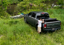 Load image into Gallery viewer, Truxedo 07-13 GMC Sierra &amp; Chevrolet Silverado 1500/2500/3500 8ft Deuce Bed Cover