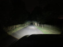 Load image into Gallery viewer, Oracle Jeep JL/Gladiator JT Oculus Bi-LED Projector Headlights - Amber/White Switchback
