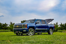 Load image into Gallery viewer, UnderCover 14-18 Chevy Silverado 1500 (19 Legacy) 6.5 ft  Elite Bed Cover - Black Textured