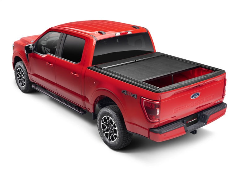 Roll-N-Lock 16-22 Nissan Titan CC (w/o Titan Box or OE Tracks - 67in.) M-Series XT Retractable Cover