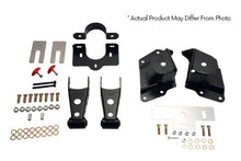 Load image into Gallery viewer, Belltech SHACKLE AND HANGER KIT 99-06 GM/GMC 1500 EXT CAB 3inch