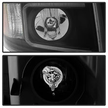 Load image into Gallery viewer, Xtune Chevy Silverado 1500/2500/3500 07-13 Projector Headlights Black PRO-JH-CS07-LED-BK